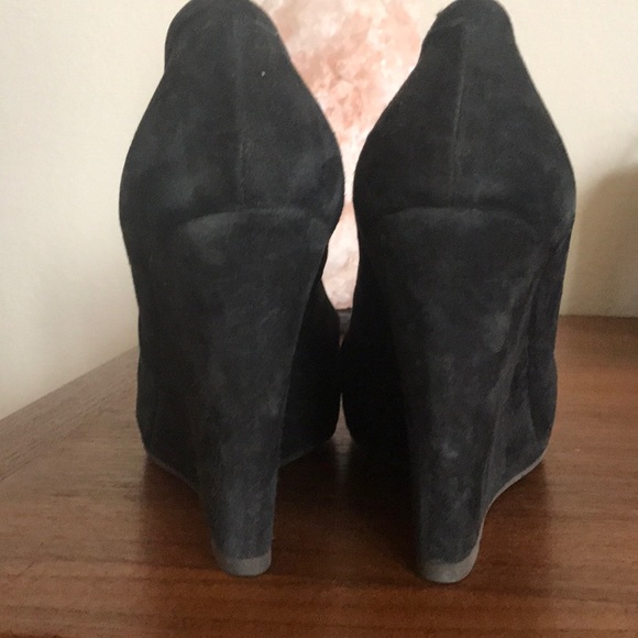 New Black Suede Joie Wedges - Picture 5 of 5